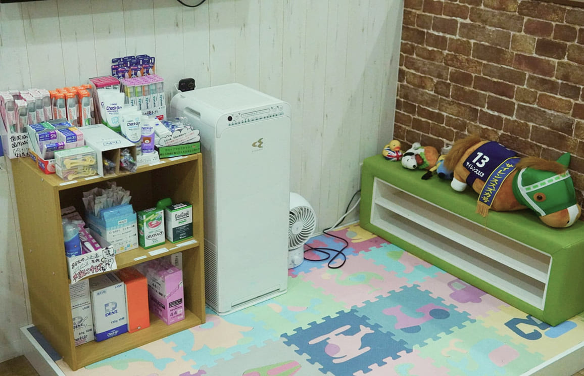 受付の目の前に設置された安心のキッズスペース